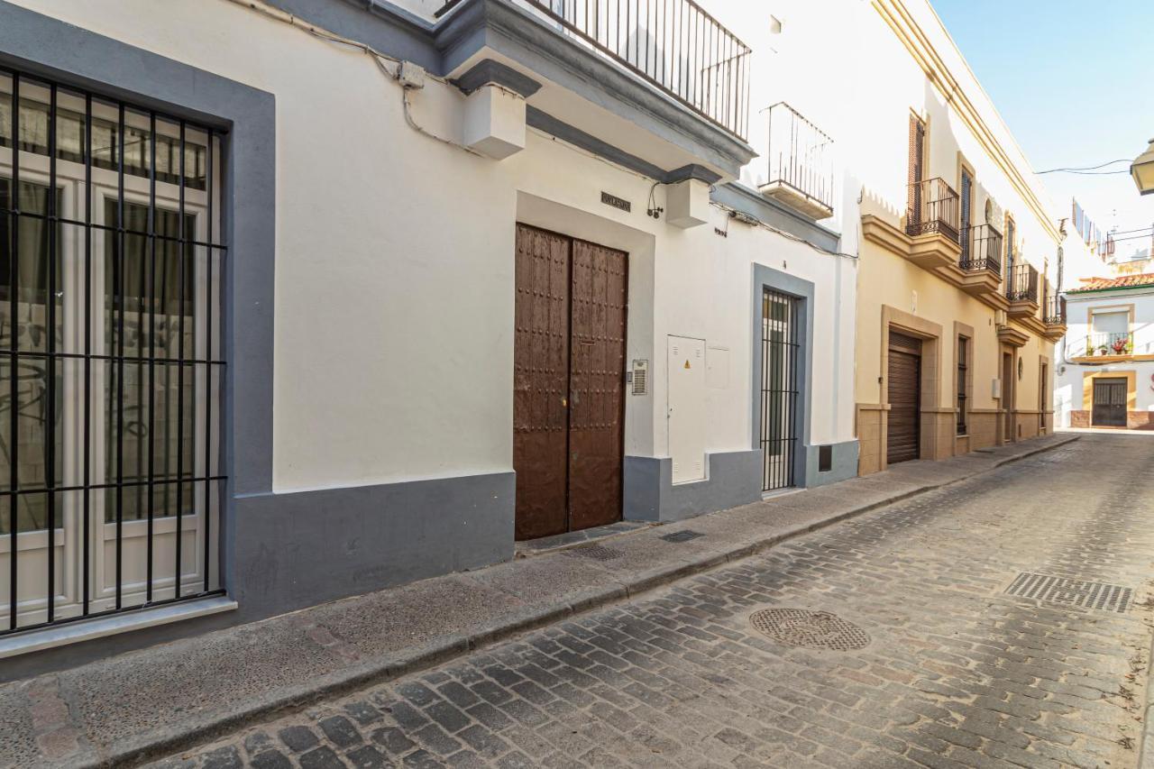 Top & Chic Albarizuela Suites - Apartamentos Jerez Χέρεζ Εξωτερικό φωτογραφία