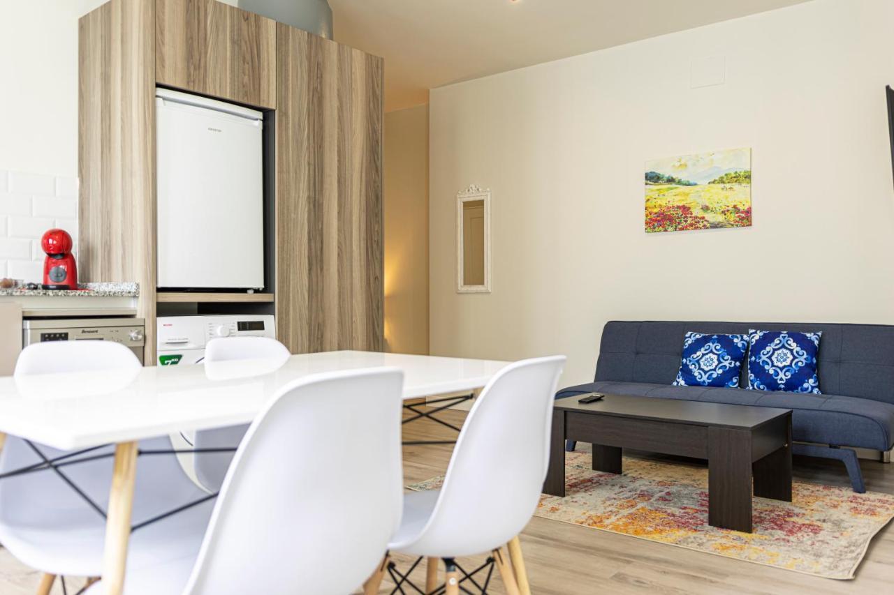 Top & Chic Albarizuela Suites - Apartamentos Jerez Χέρεζ Εξωτερικό φωτογραφία