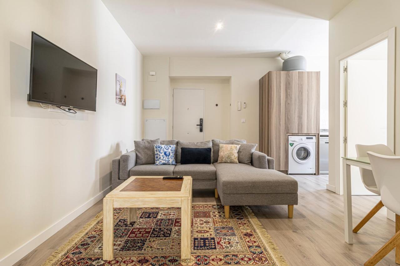 Top & Chic Albarizuela Suites - Apartamentos Jerez Χέρεζ Εξωτερικό φωτογραφία