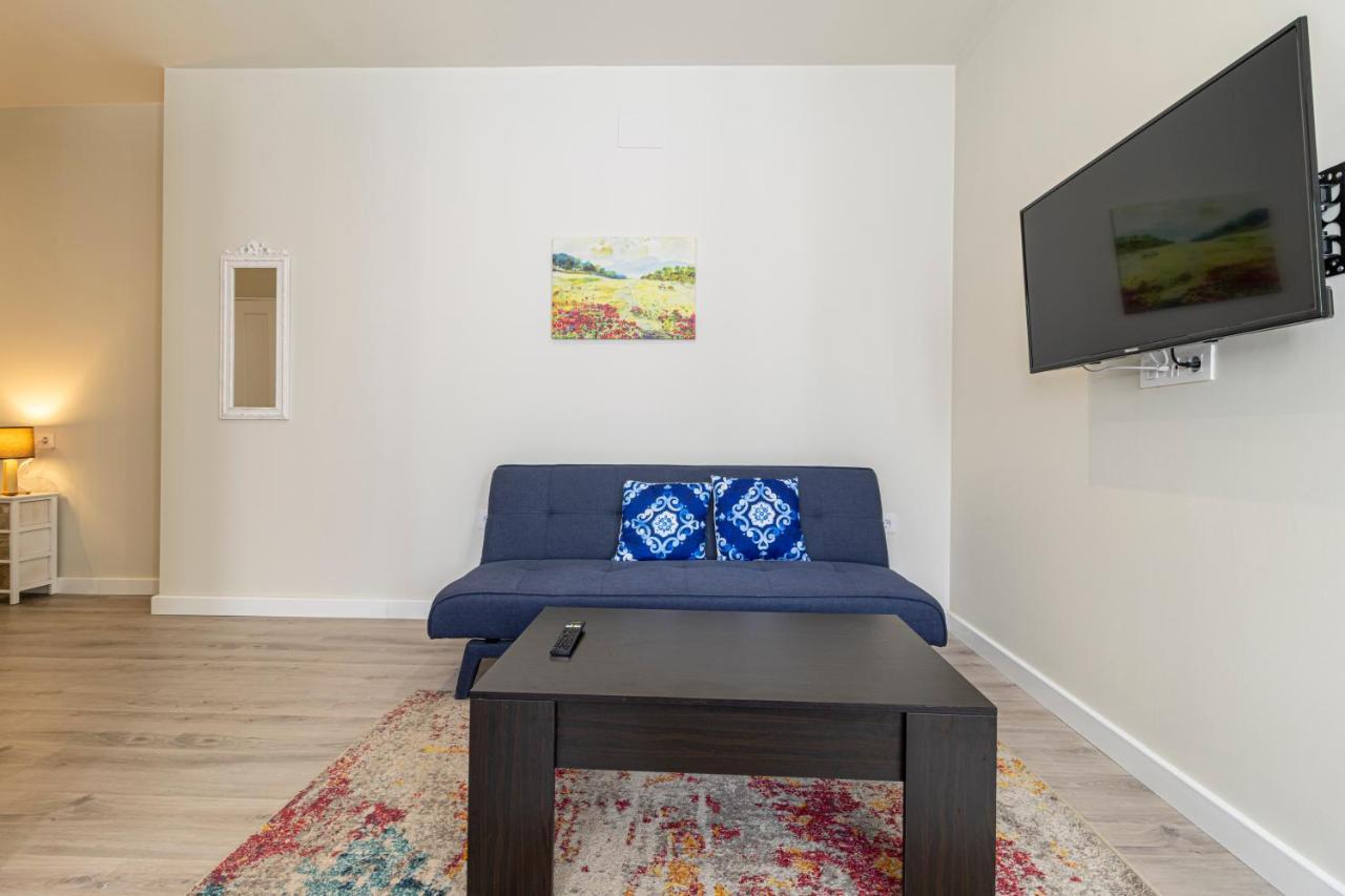 Top & Chic Albarizuela Suites - Apartamentos Jerez Χέρεζ Εξωτερικό φωτογραφία