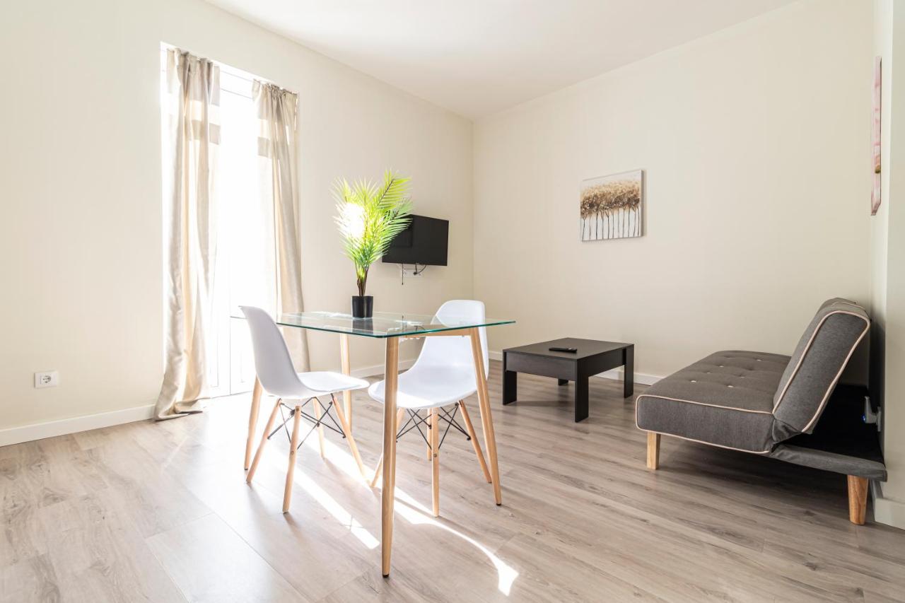 Top & Chic Albarizuela Suites - Apartamentos Jerez Χέρεζ Εξωτερικό φωτογραφία